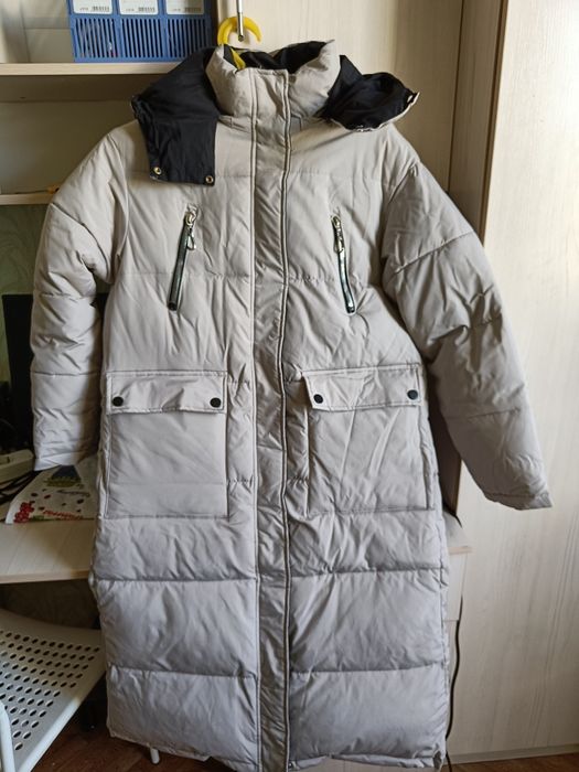 Пуховик длинный, новый