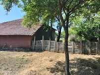 Casa și teren de vanzare
