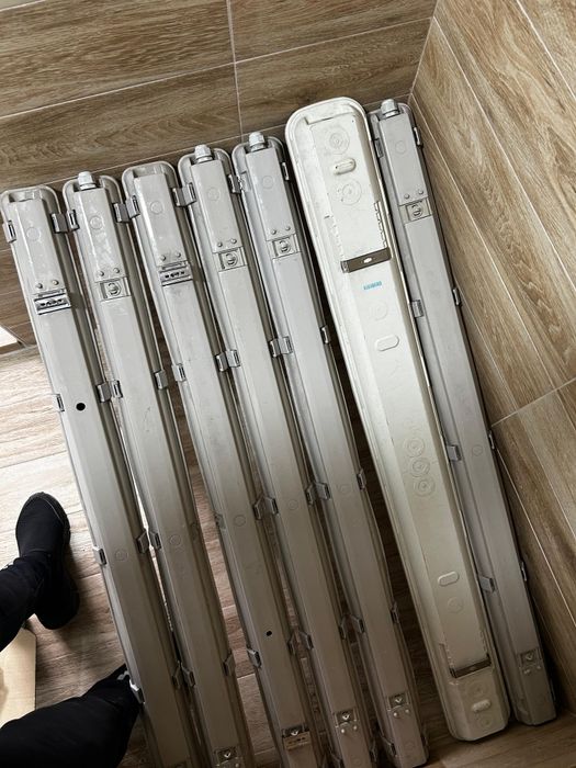 Продавам лампи пури комплект с тяло готови за монтаж