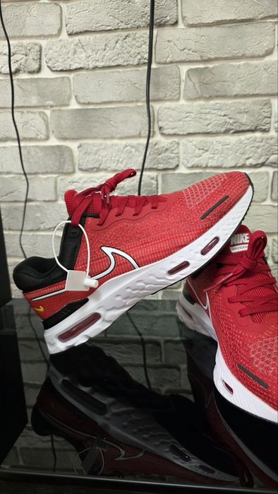 Оригинальные кроссы Nike