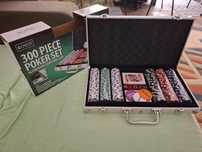 Vând set poker 300 piese