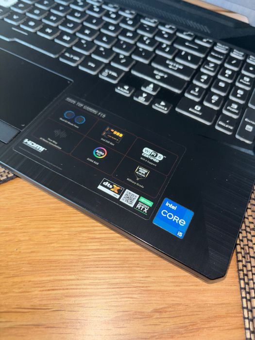 ASUS TUF F15 - 1.5 TB - 16 GB RAM - i5-11400H - RTX 3050Ti 4GB - 144HZ