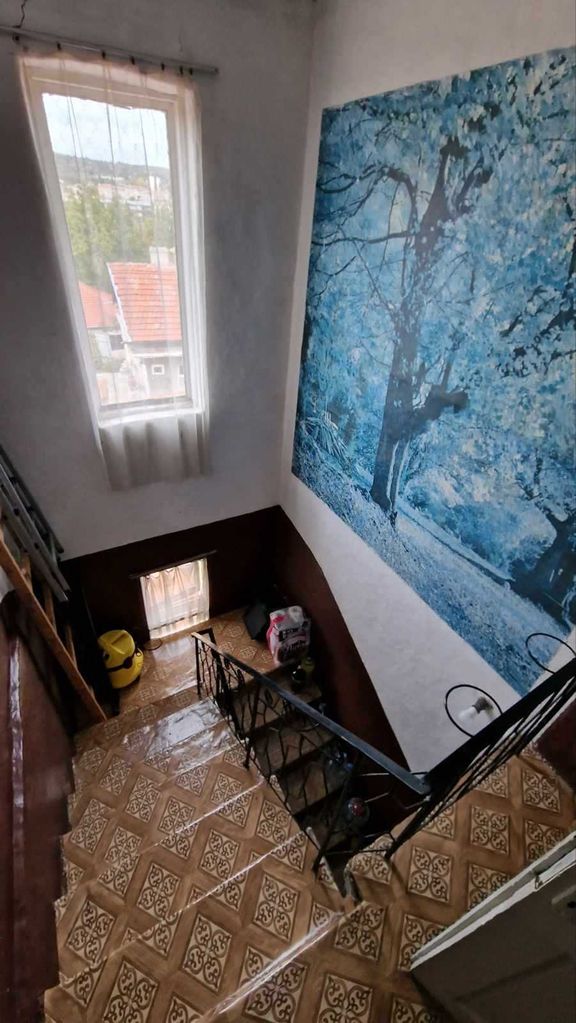 Продава се Къща в Разград, Център - 165 кв.м за 742 €/кв.м - Снимка #7