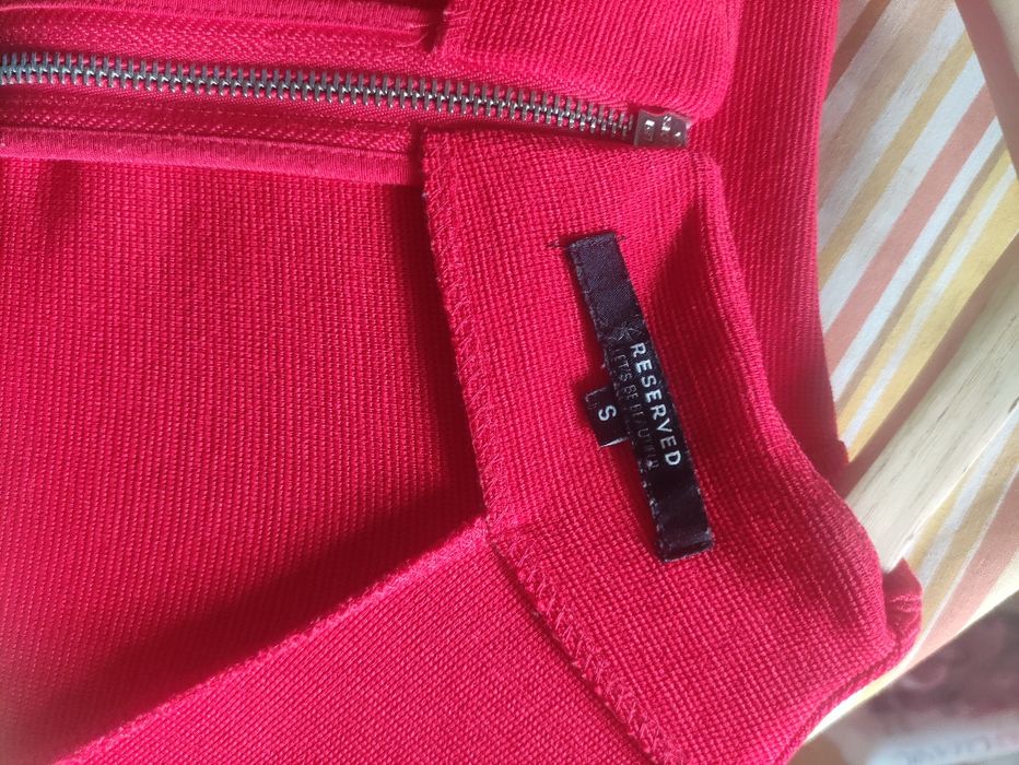 Червена рокля / Синя рокля / Черна рокля