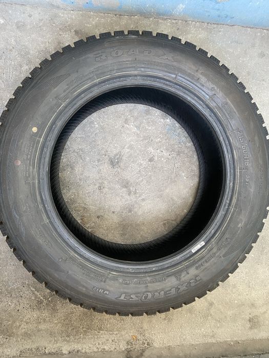 Шины зимние (шипы) 215/60/R16