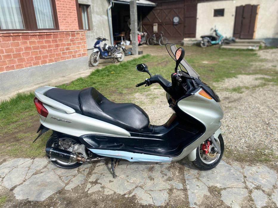 Vand scuter yamaha majesti