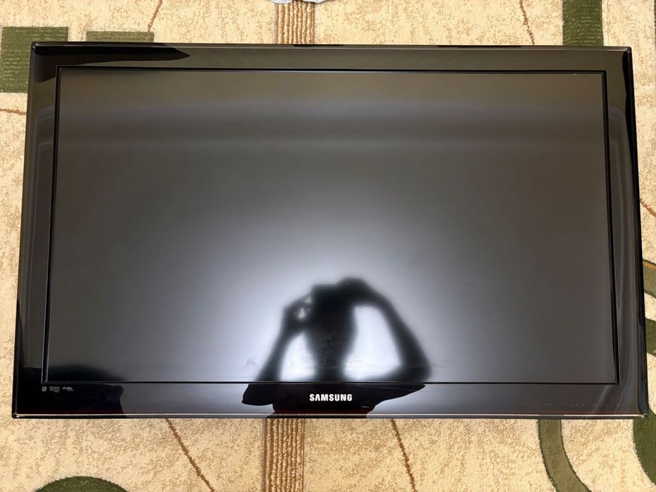 Телевизор Samsung LE40C550J1W