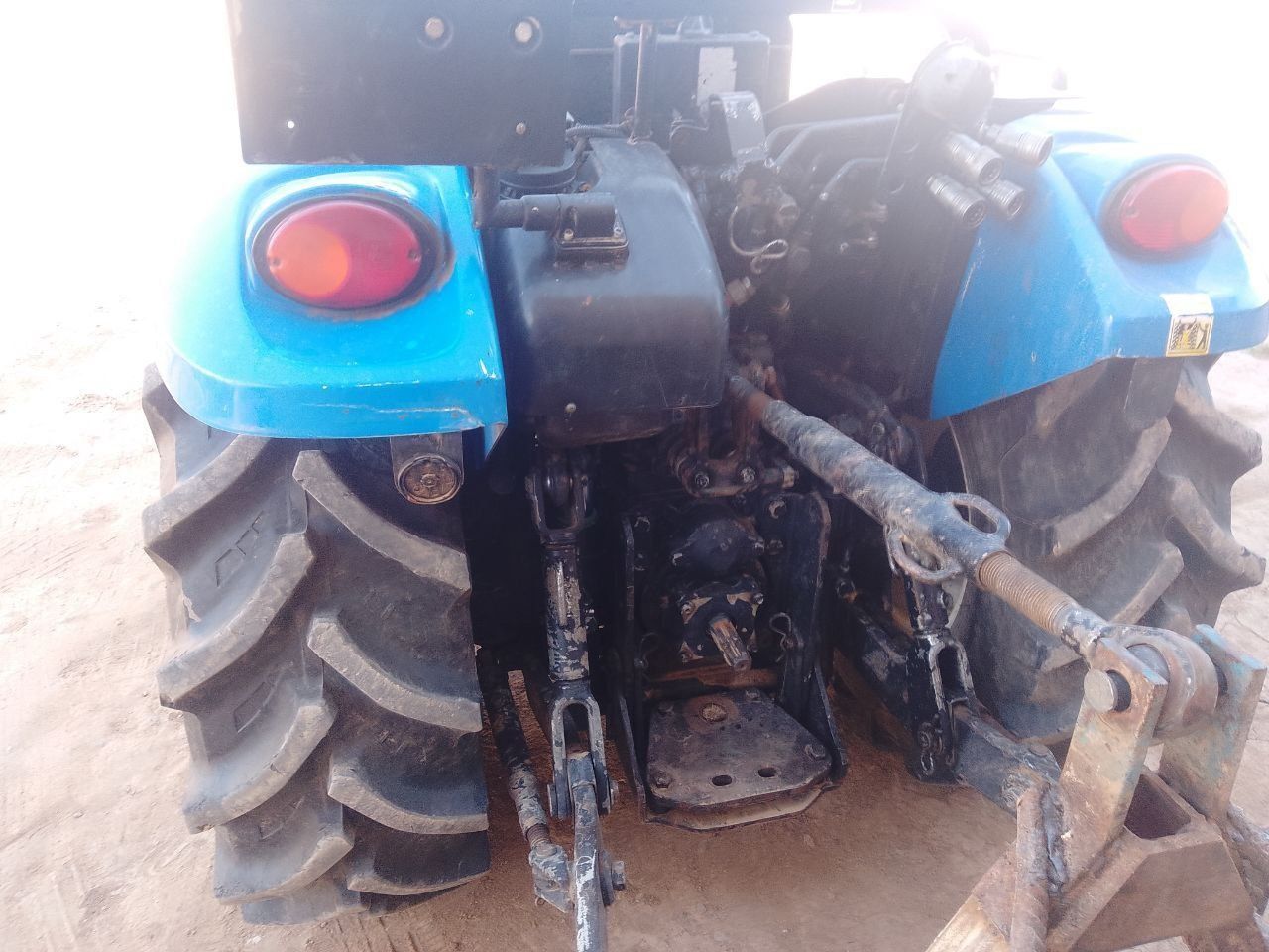 New HOLLAND juner сотилади