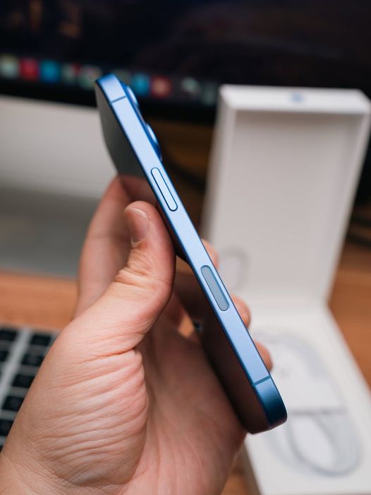 Iphone 16 sotiladi