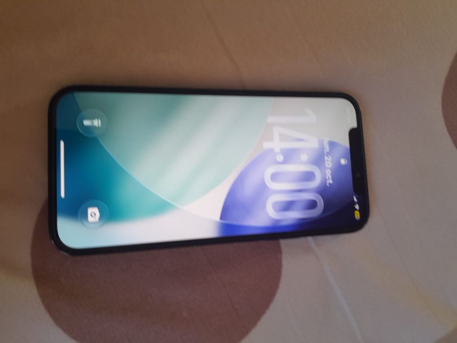 Vand iphone 12 nou