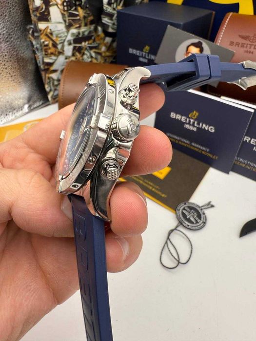 Breitling Avenger COLT 3