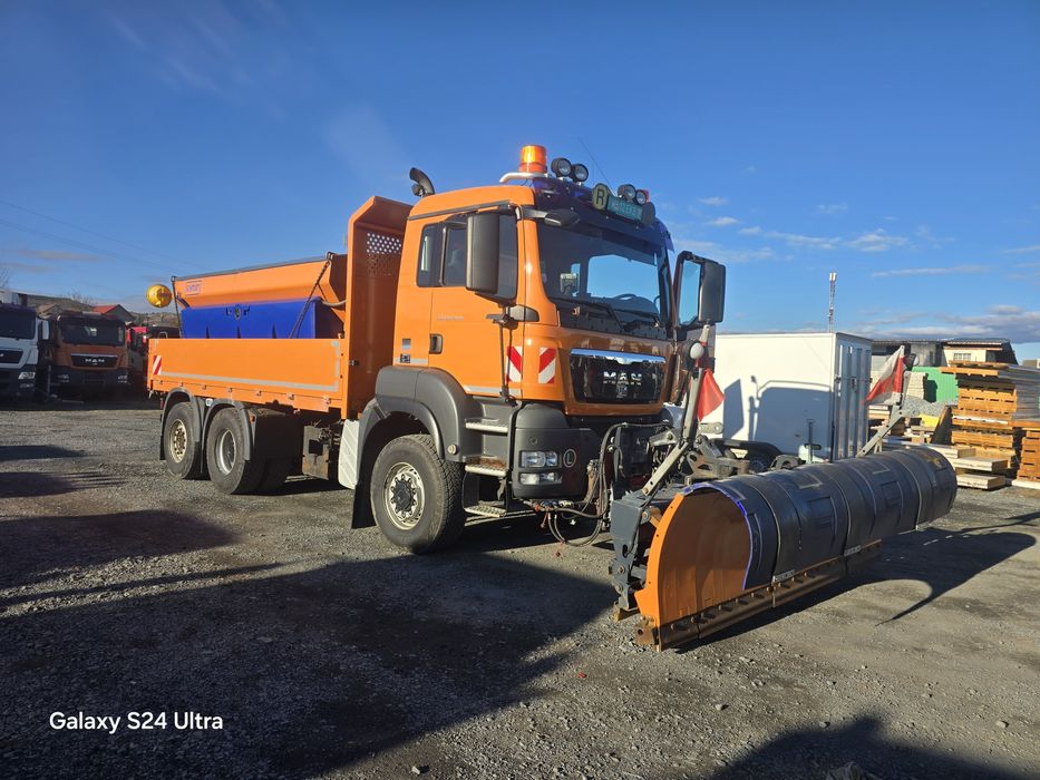 Autospeciala pentru deszăpezire man tgs 6x4x4