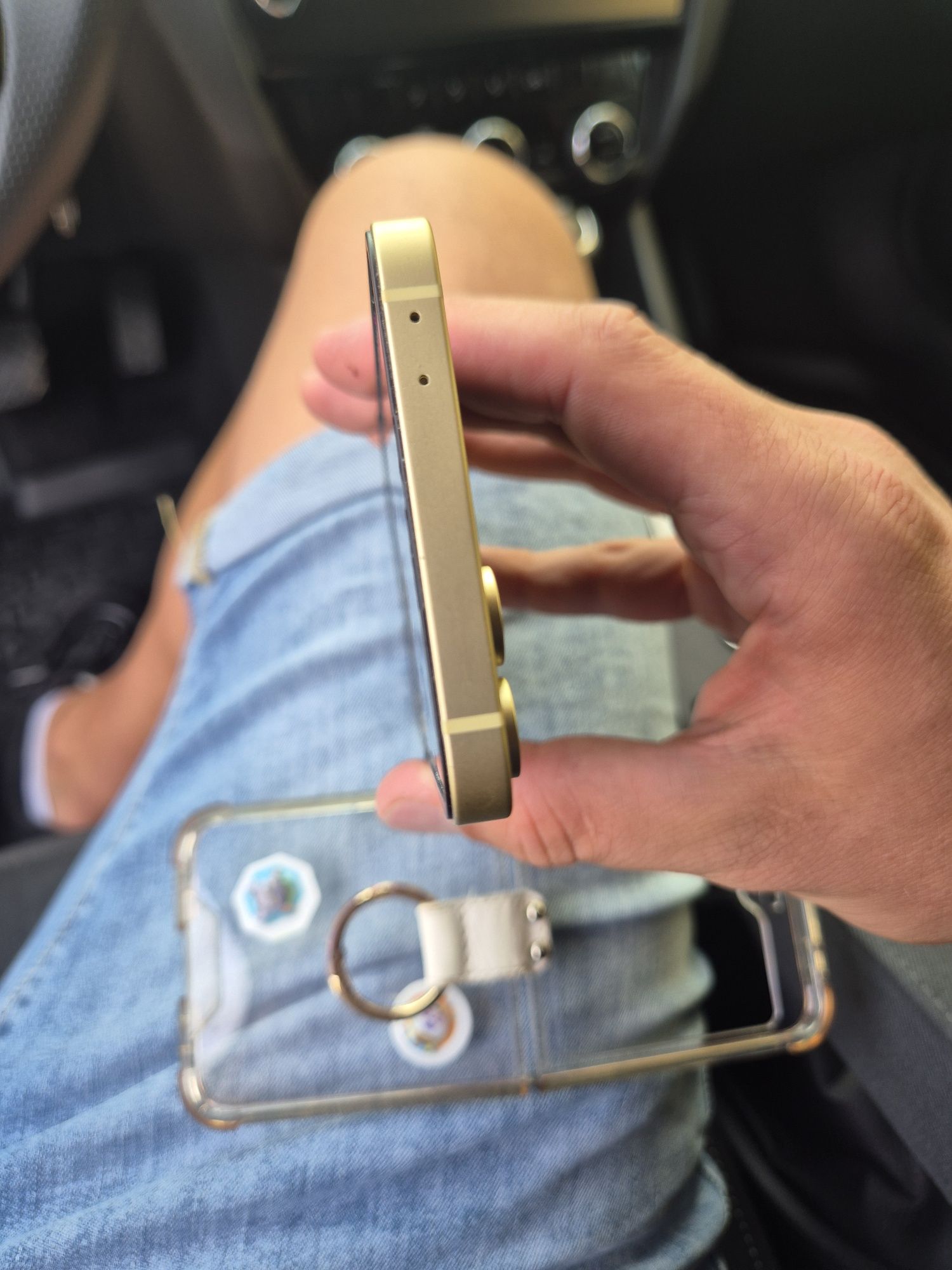 Samsung Z Flip 6  части