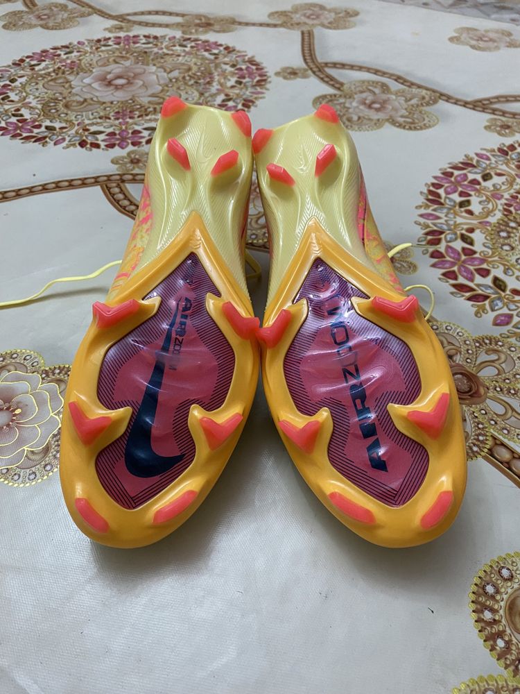 Nike mercurial vapor 16  (pro version)