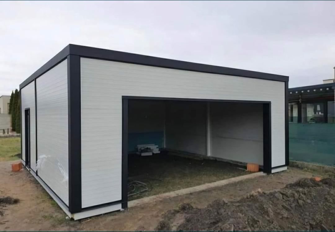Vand hala pe structura metalica