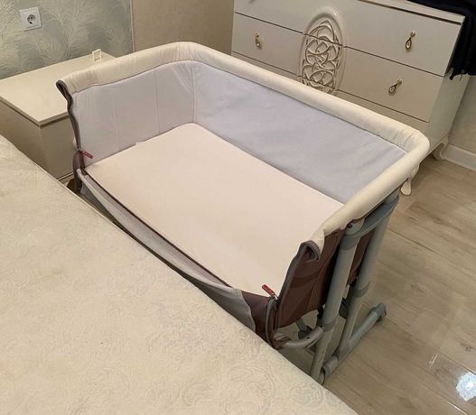 Продам кроватку для младенцев Zibos