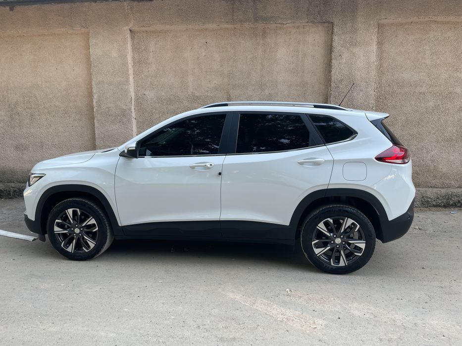 Tracker 2 позиция с люком