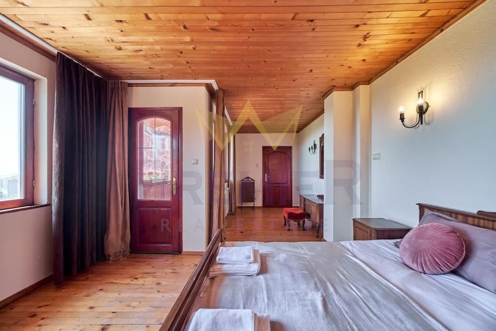 Продава се Къща в Варна, Виница - 160 кв.м за 1219 €/кв.м - Снимка #8