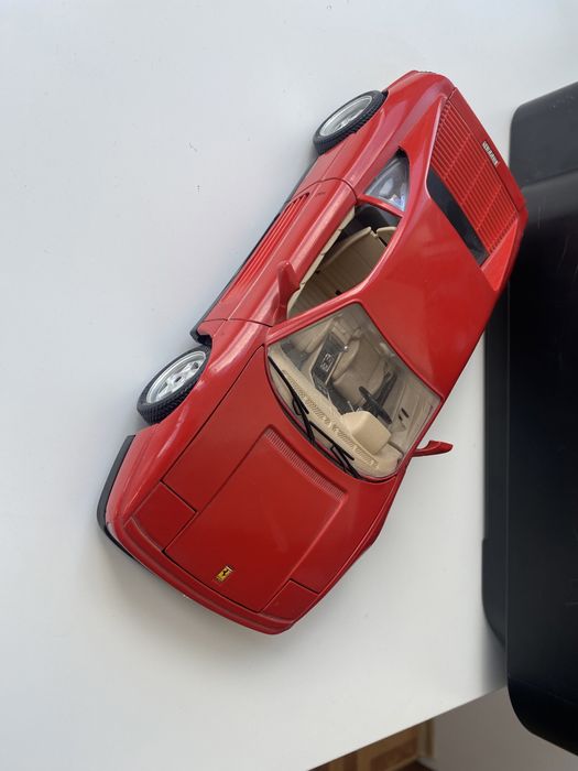 Macheta Ferrari 248 tb 1/18 burago