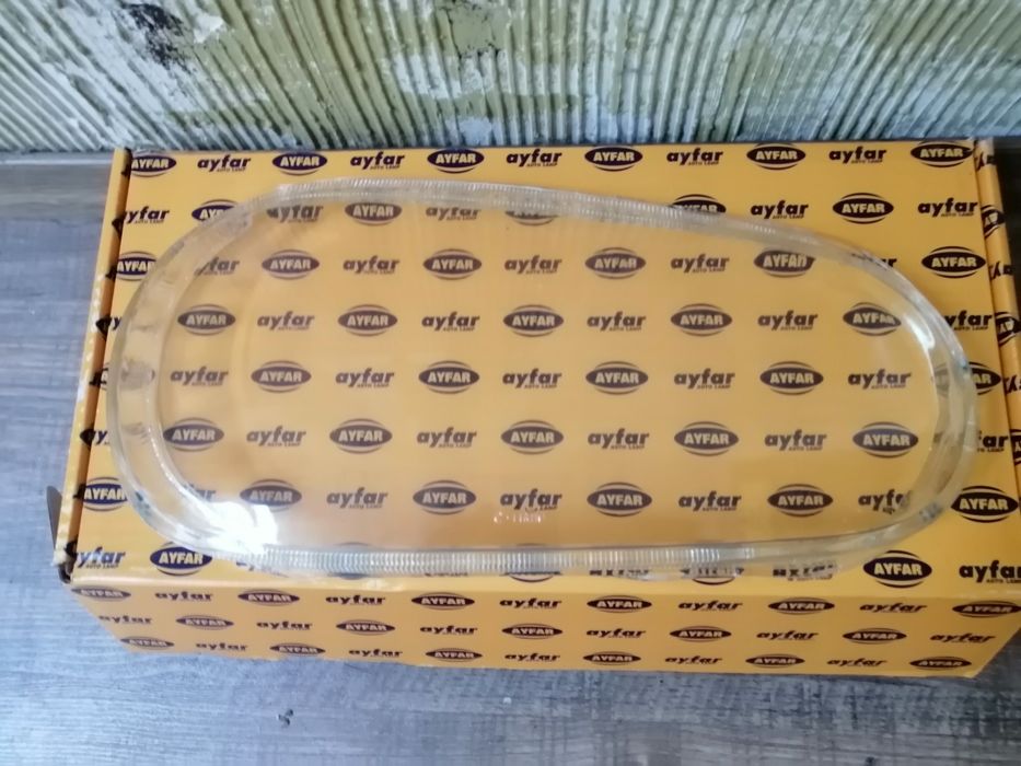 Стъкло фар Голф 4 Vw Golf 4