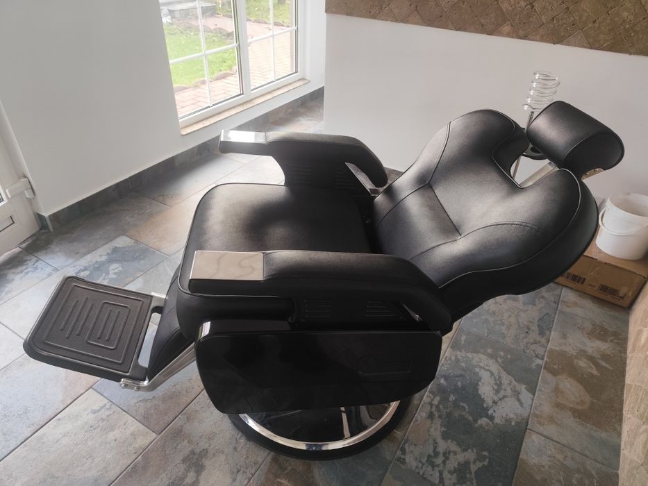 Scaun Frizerie impecabil.
