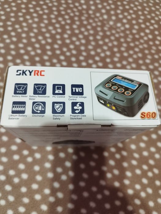 Vând încărcător bateri bărcuță mașinuțe electrice