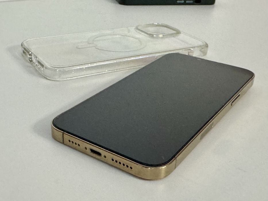 Iphone 13 PRO MAX  GOLD