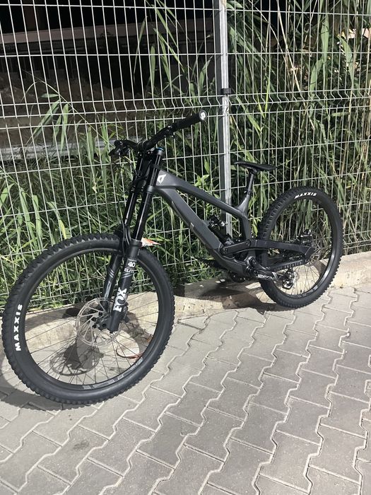 Yt tues 2021 L 27,5