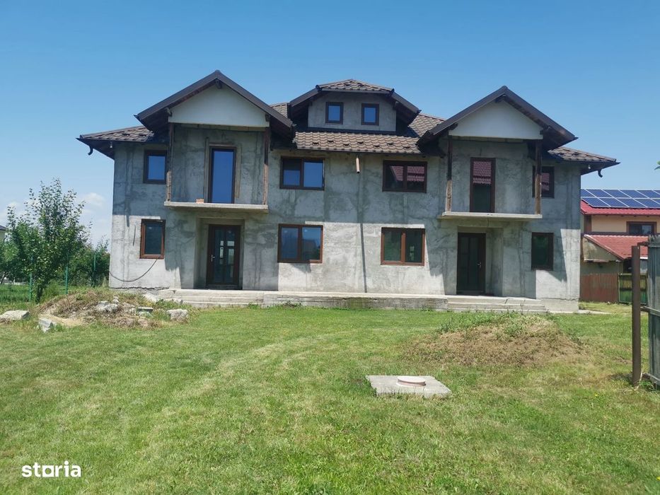 Casa P+M, "la gri", teren 2.000mp, zona Bradu