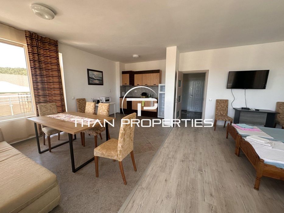 Триетажна Къща с АКТ 15 в гр. Свети Влас.