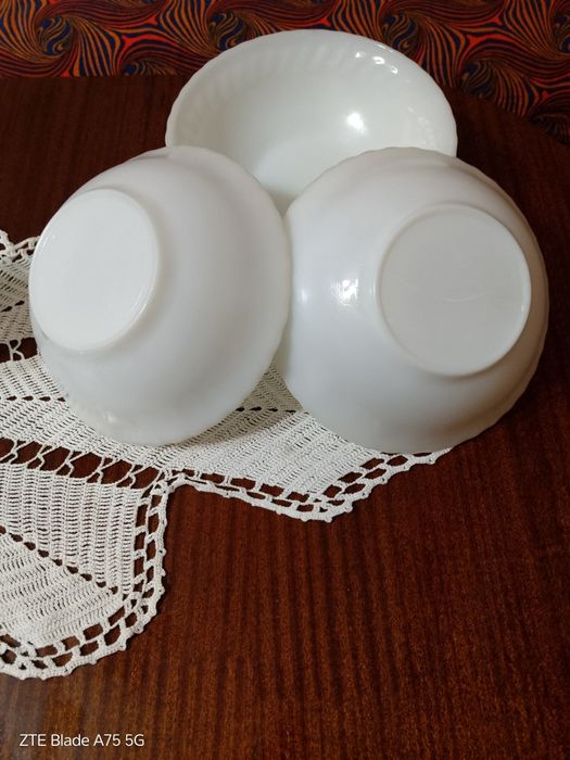 Големи и малки купи от аркопал