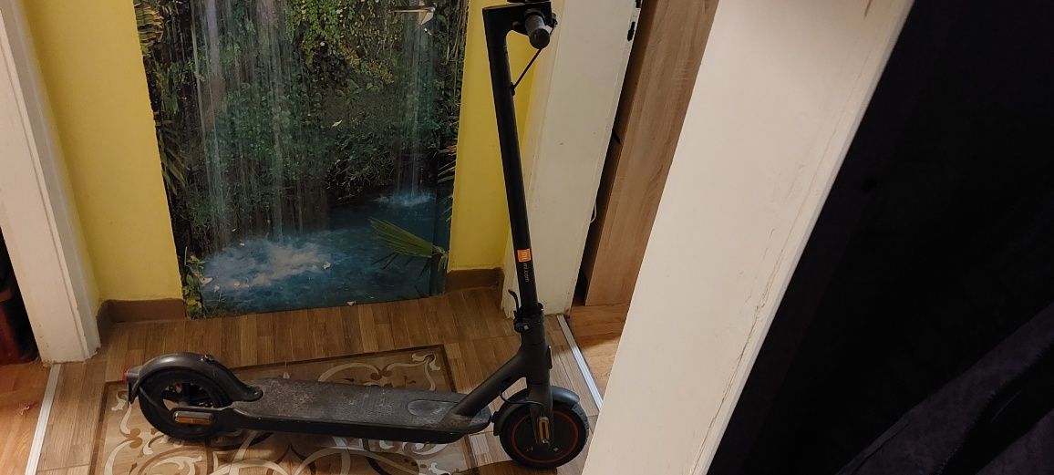 Mi electric scooter pro 2