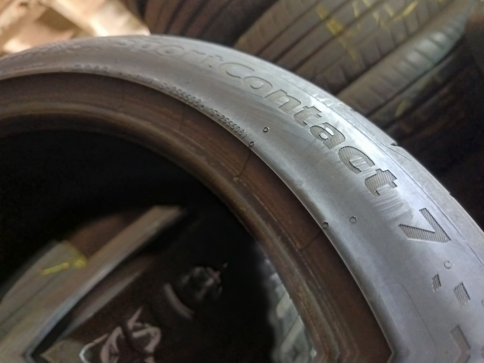 Anvelope vara 235 40 19 continental 2024 5-5.5mm