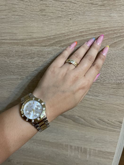 Ceas Guess W14551L2 in stare buna