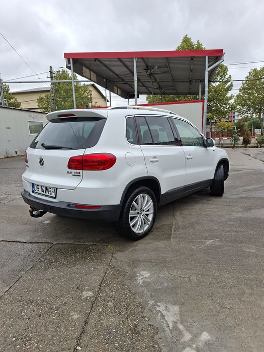 Vând Volkswagen Tiguan