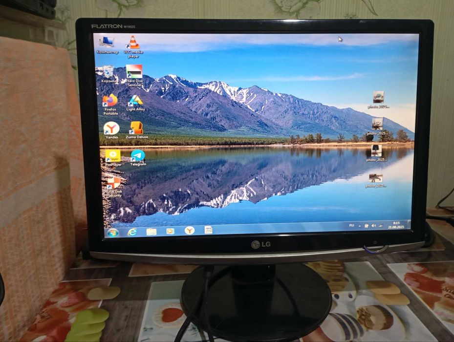 монитор ЛЖ 19 дюймов
