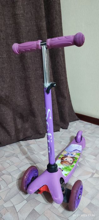 Самокат детский.
