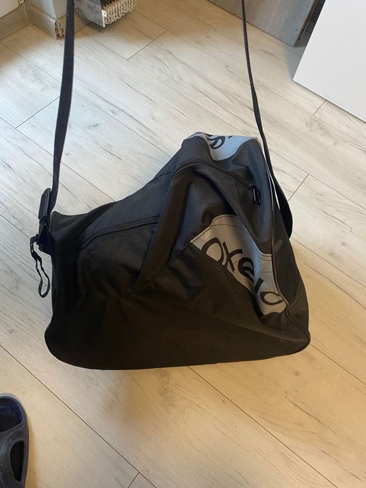 Ролери, протектори и чанта