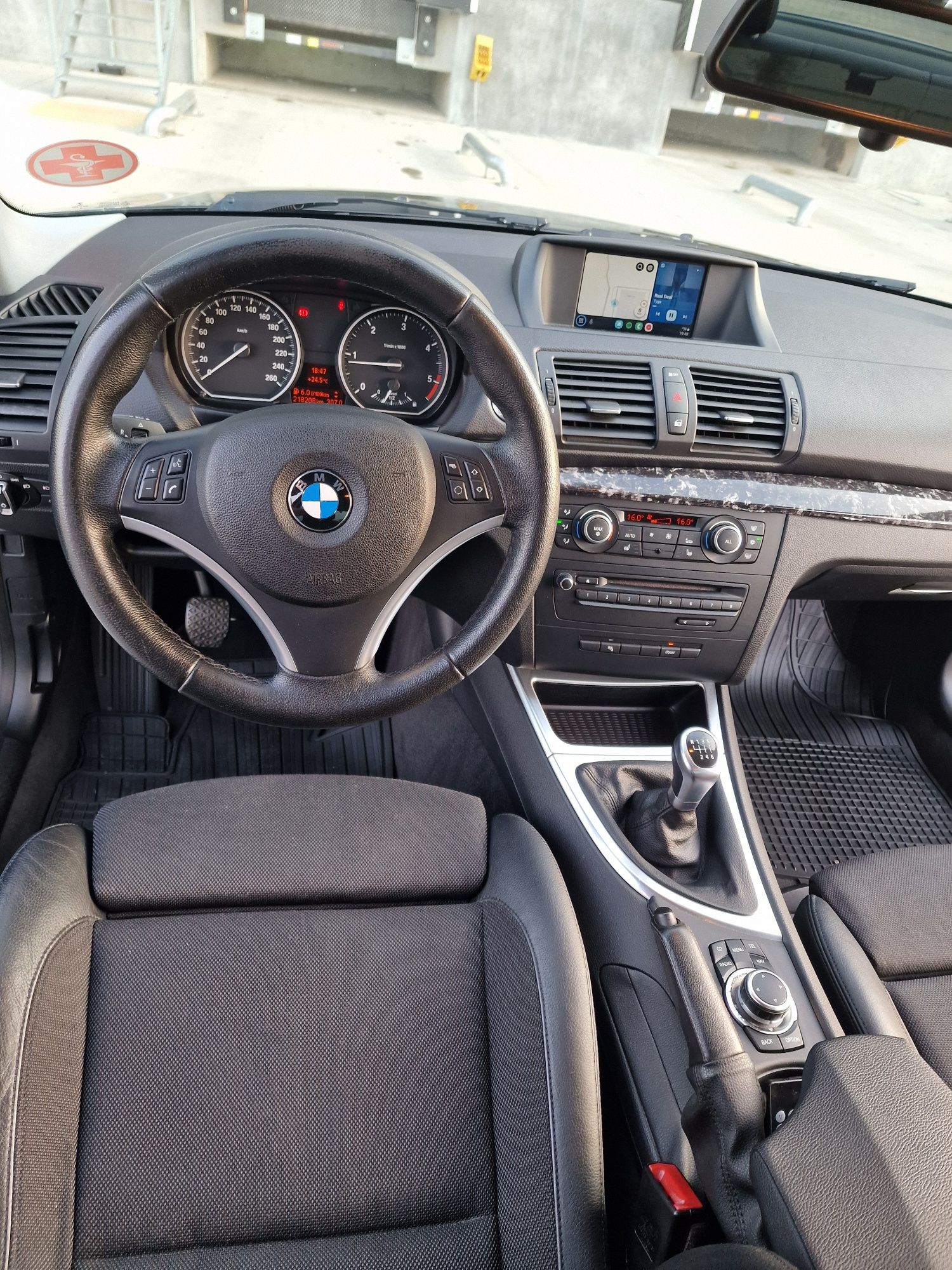 BMW E82 120d LCI Facelift - Apple Carplay, Android Auto, faruri LED