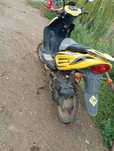 Vând/schimb cu Aprilia rs