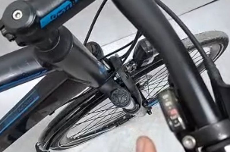 Nemetskiy velosiped SCOTT sub cross 40
