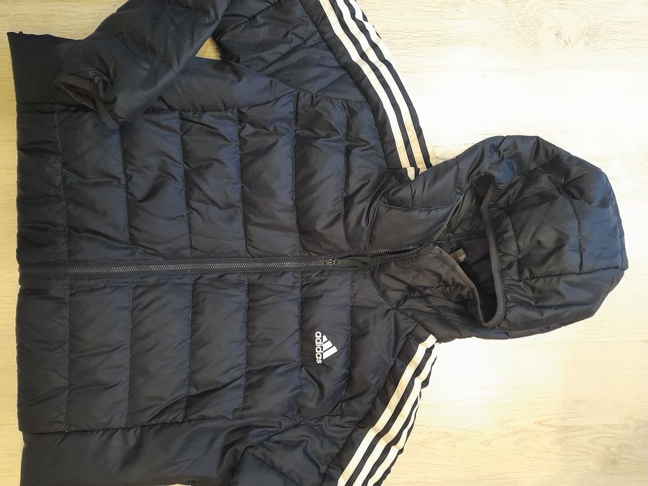 Оригинална шуба на Адидас