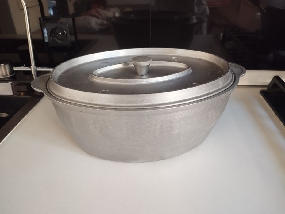 Продам чугунная жаровня