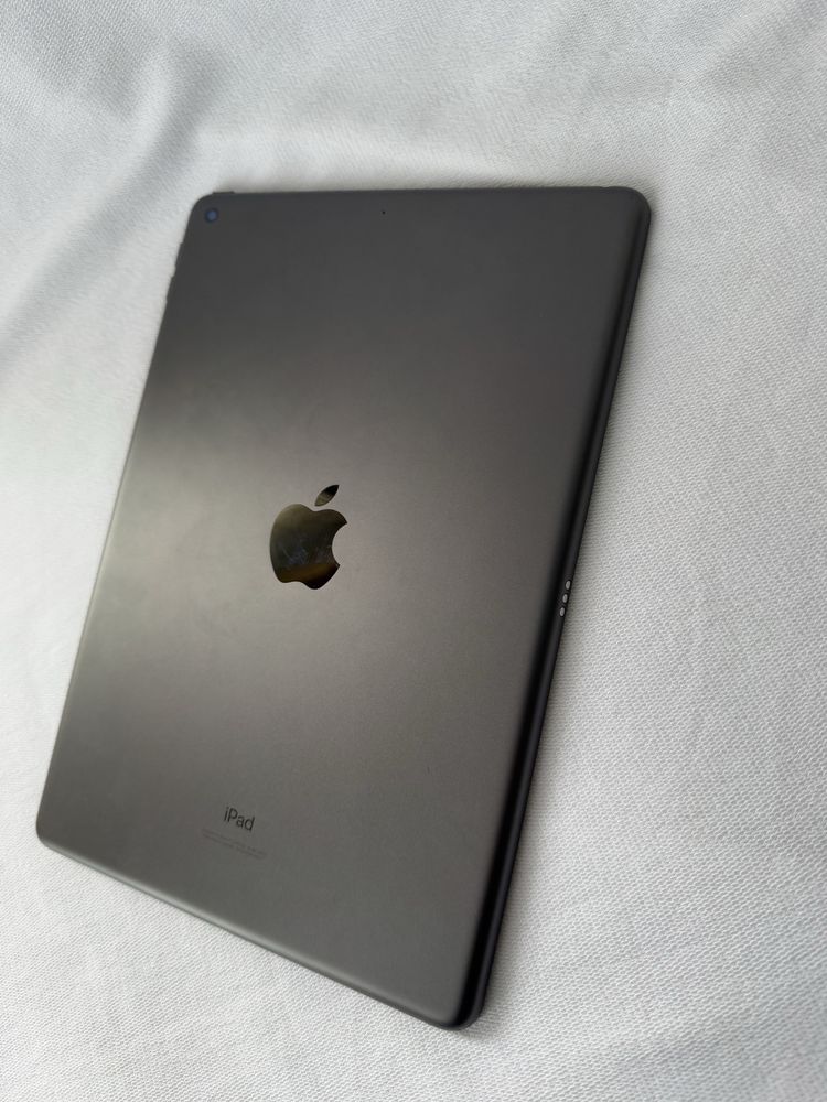 Заключен IPAD 9th gen 64GB SPACE GRAY , ipad A2602