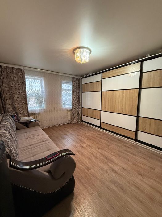 Продам 3х комнатную квартиру в 4 квартирном доме