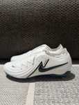 Ghete fotbal Nike Phantom marimea 43 si 44