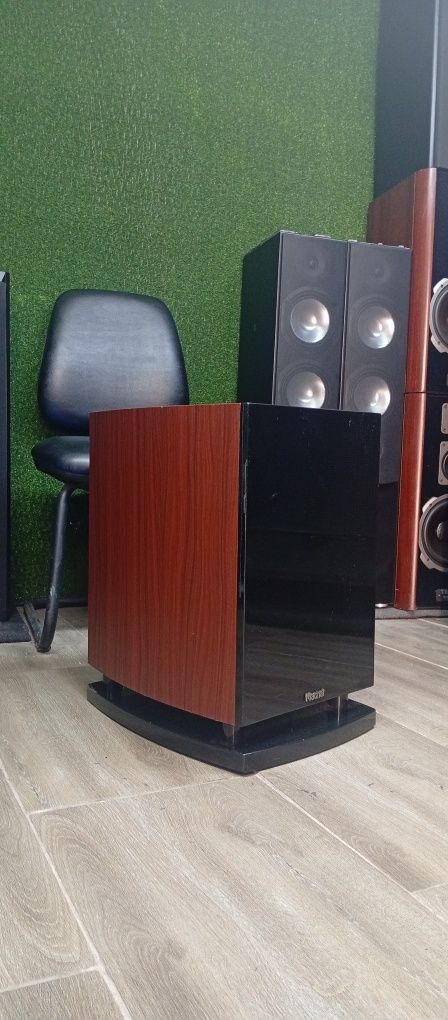 Активен субуфер MAGNAT QUANTUM 625A