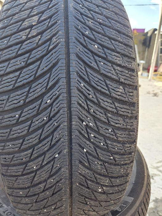 245 45 19 2 бр Мишелин Пилот 5