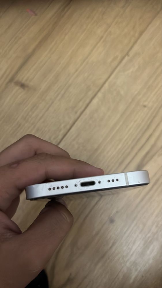 iPhone 12 , без гарантии