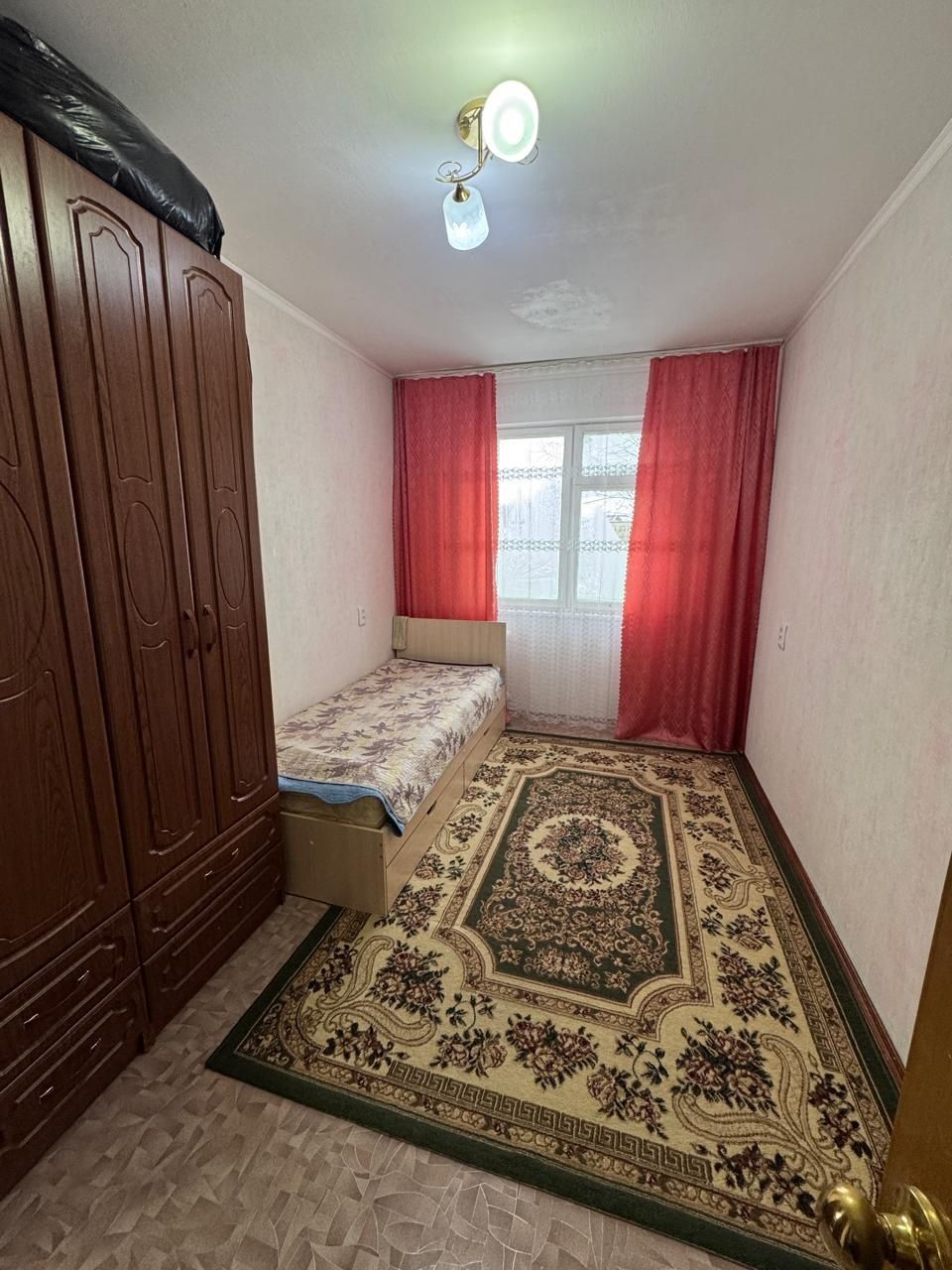 Продаётся 2 комн, центр